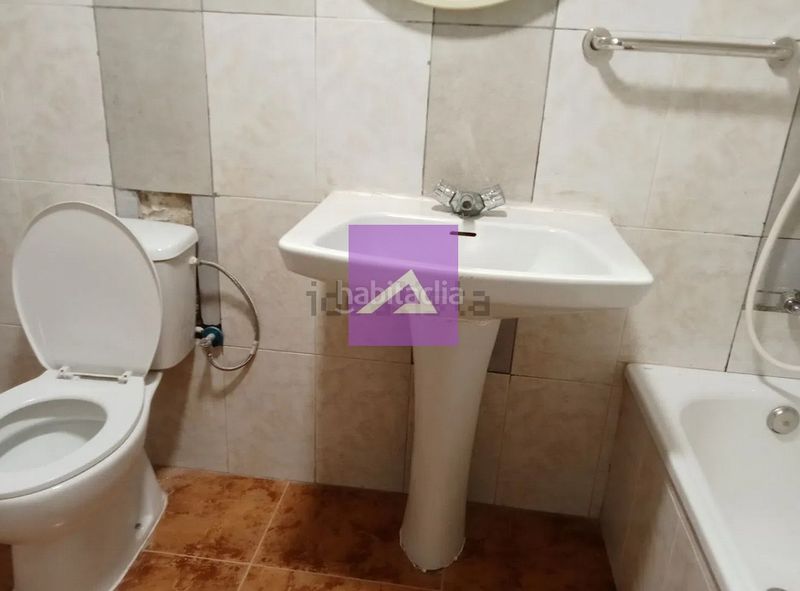 Foto f8c58358-fb16-4648-b284-b3b43efe0d80. Casa a Alberic