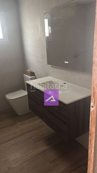Foto a50719f3-c6a3-45d4-9866-691fb15fd134. Casa amb aparcament a Alginet