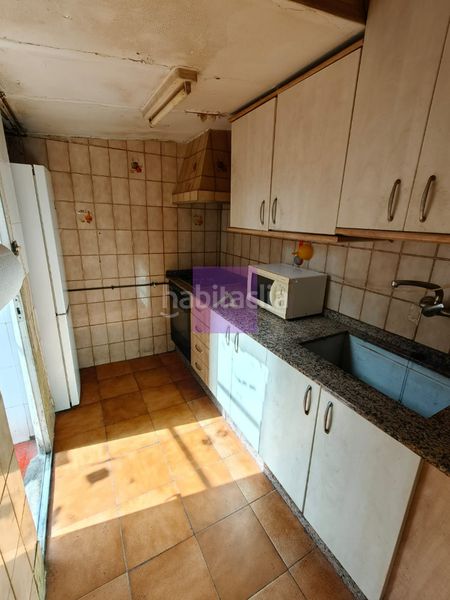 Foto c70d1813-7b53-400e-ad99-e7b71eac3b01. Pis a Silla