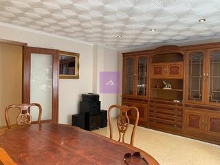 Flat in Carrer d'Utxana