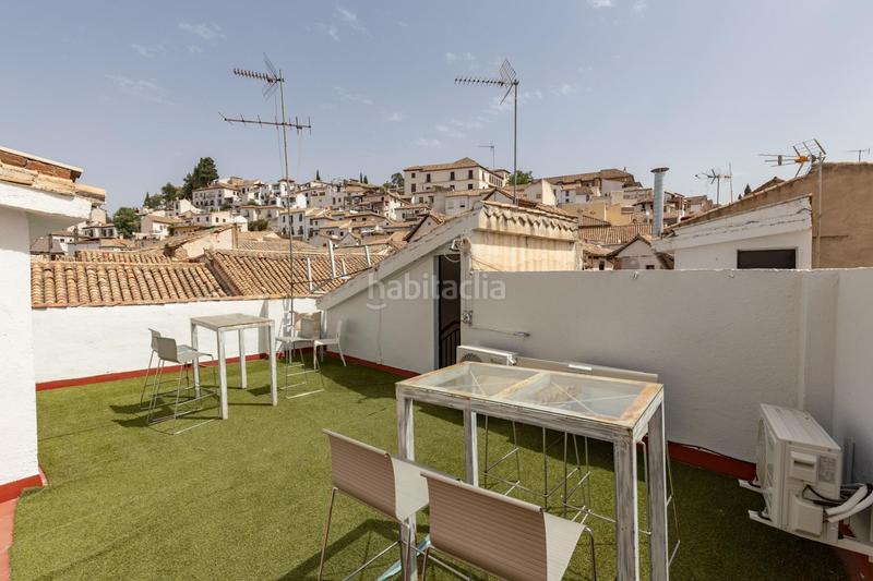 Foto aeae6f34-2ba9-4d2a-90e2-3adca1e999cd. Piso  reformado en la zona mas turística con 3 dorm. y 2 baños por solo 185.000!!! en Granada