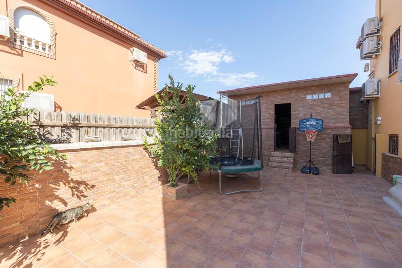 Foto 841264af-3dfe-44c1-9e38-cc78a8d71cd4. Doppelhaus mit parking pool in Urbanizaciones Alhendín