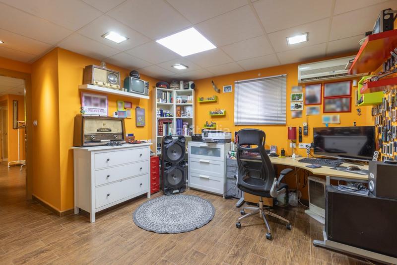 Foto 9c4b44b7-e674-475f-8b73-3e22a3adc10c. Doppelhaus mit parking pool in Urbanizaciones Alhendín