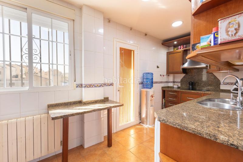 Foto babb578c-c6a8-416e-879a-0a7a8c159b41. Doppelhaus mit parking pool in Urbanizaciones Alhendín