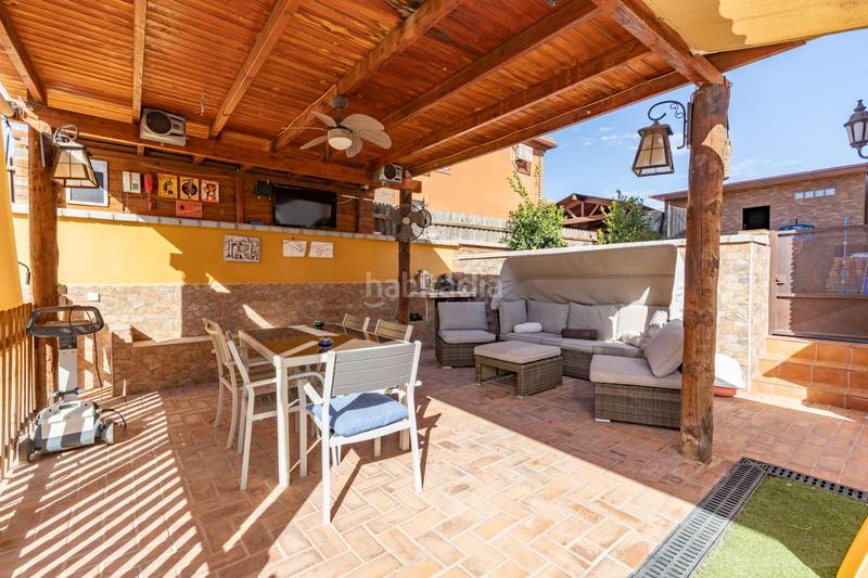 Foto d3df1aa1-5edf-4813-bbd5-ecb82a975b53. Doppelhaus mit parking pool in Urbanizaciones Alhendín