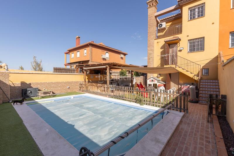 Foto da14d96b-9bbf-4d80-9a64-ef24650992c5. Doppelhaus mit parking pool in Urbanizaciones Alhendín