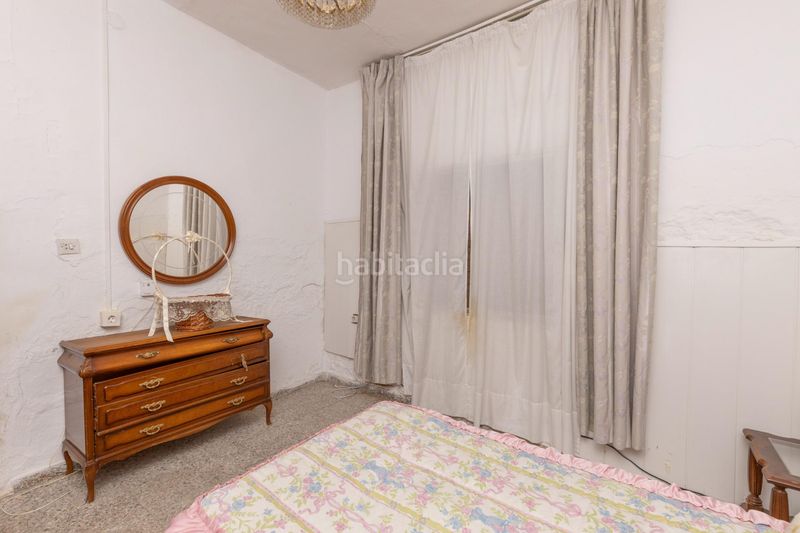 Foto 7ab4b2f7-f7a3-4775-aad3-90fa782d6abc. Masia amb aparcament a Polideportivo Alhendín