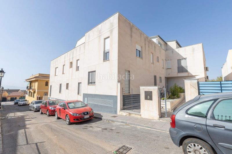 Foto 45a9c4f9-b9ef-4b7a-8837-22712bd2a163. Pis amb calefacció a La Zubia Ciudad Zubia (La)