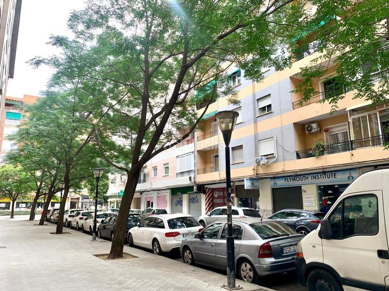 Foto f0e7da32-262c-47fa-8800-0d94a7650bec. Rent business premise in Camino de Ronda Granada