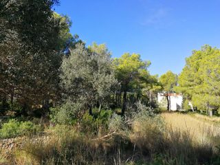 Terreny residencial a Carrer Urà, 2-8