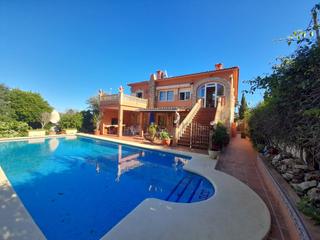 Chalet  N/a. Denia  chalet con apartamento independiente