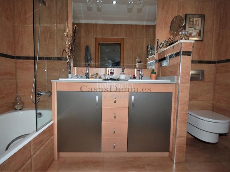 Foto 2ffdbd1d-9a64-4b03-9a54-efd96af06d46. Xalet a El Montgó Dénia