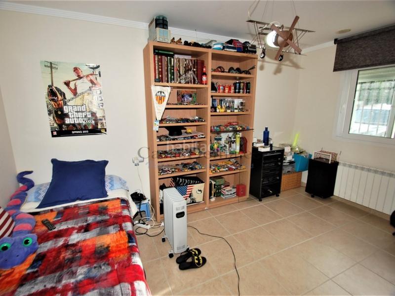 Foto 595f1e23-3cbf-4f42-ba88-a839b7f556ab. Xalet a El Montgó Dénia