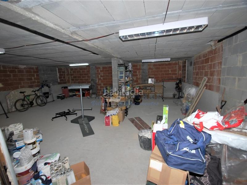 Foto b09e943f-8a76-4c59-914a-472b6cca7898. Xalet a El Montgó Dénia