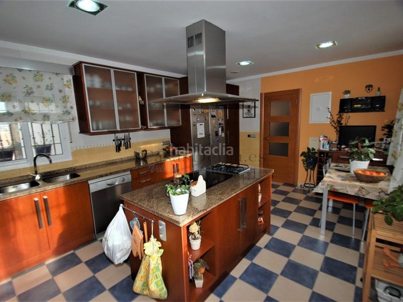 Foto b394508c-859d-4a5c-b5e7-82bf51c9ea25. Xalet a El Montgó Dénia