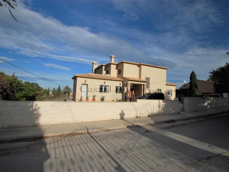 Foto c24daceb-83c8-4338-9bf6-8ef996b00771. Xalet a El Montgó Dénia