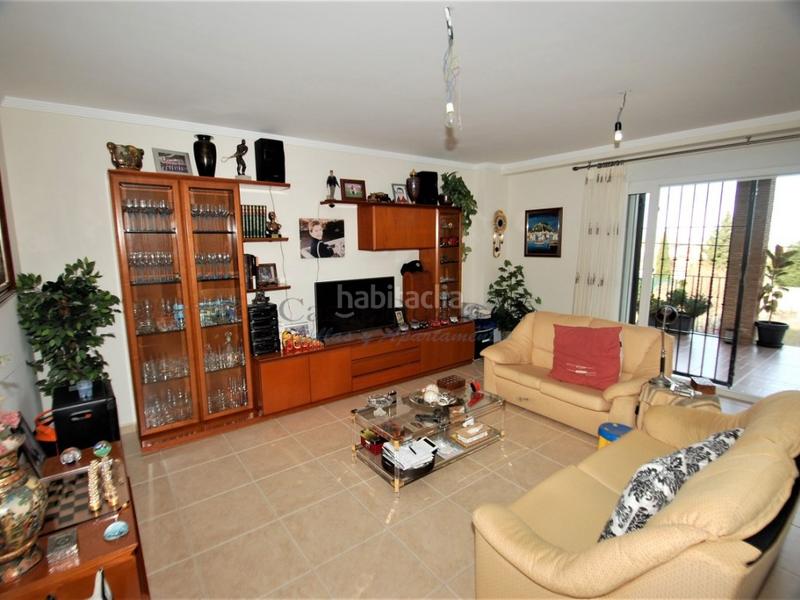 Foto c8d4abd3-6347-4352-a751-67b9b9257957. Xalet a El Montgó Dénia