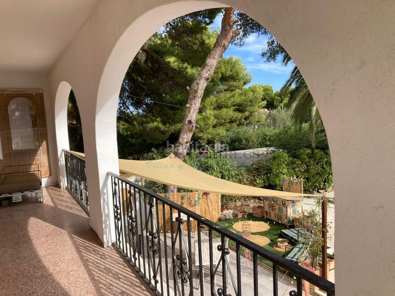 Foto 1fd0da45-7613-4bc4-9cb5-640c190a6250. Chalet mit parking in Las Rotas / Les Rotes Dénia