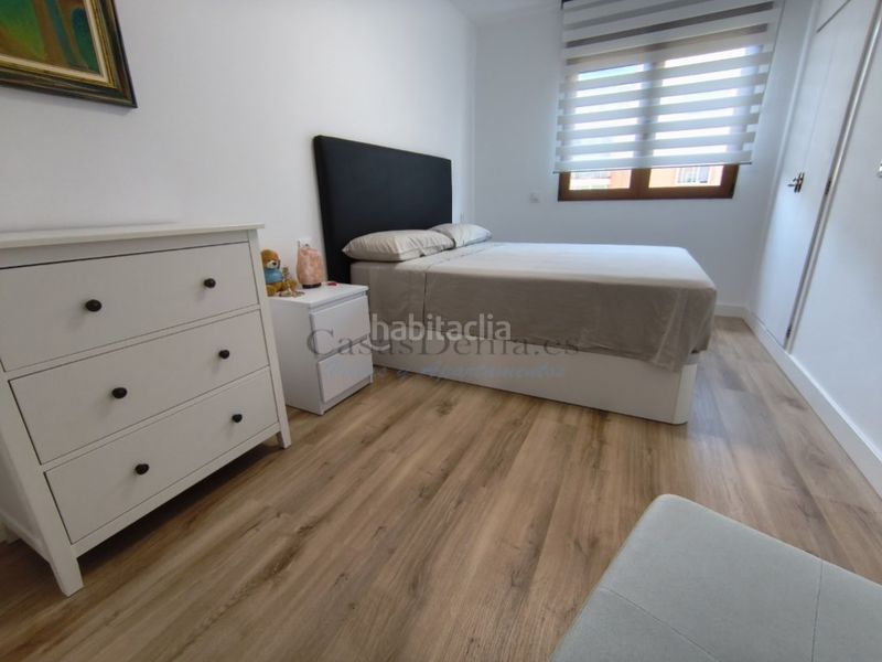 Foto ba5eb9b4-62b0-4c54-9239-85c6c15052c4. Pis a Centro Urbano Dénia