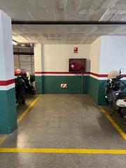 Miete Autoparkplatz  Capità antoni pagès i millet. Plaza de moto y coche