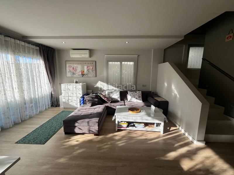 Foto 3d058b4b-d1ee-48fe-b650-5886ff4816bb. Casa amb calefacció aparcament piscina a Alella