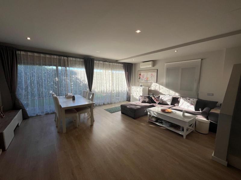 Foto b16f2fb3-e7f5-4235-9537-62f74b84c3ee. Casa amb calefacció aparcament piscina a Alella