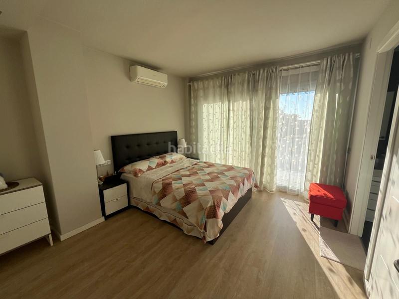 Foto da7685d3-b240-4cdb-9ac8-2a29b8cf08af. Casa amb calefacció aparcament piscina a Alella