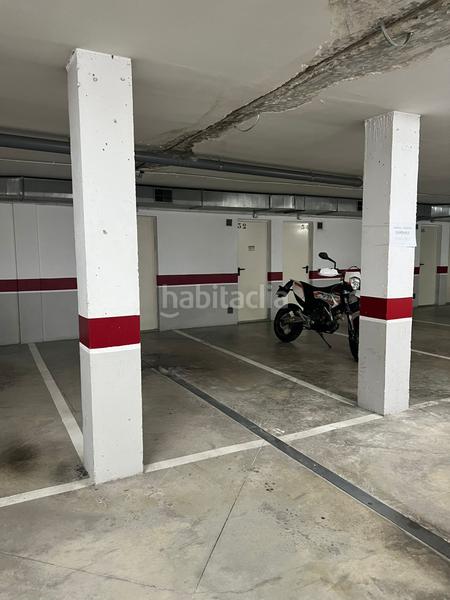Foto fe6b2a0f-e510-4493-9553-ea68fbf213b5. Parking coche en Califòrnia-Santa Madrona Masnou (El)