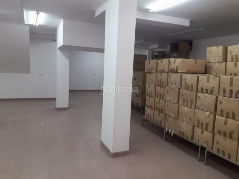 Foto 5f393346-b1ff-45b8-9bd8-b9b6d5b033c0. Local comercial  esquinero en ubicación céntrica en Masnou (El)