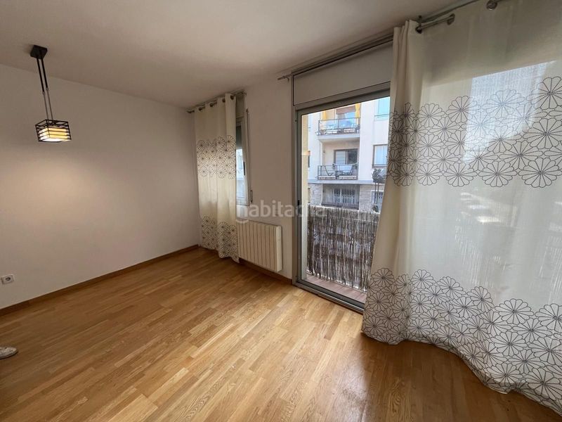 Foto e5313707-0df6-44b7-81ed-b04b3997ac51. Rent duplex with heating in Centre Masnou (El)