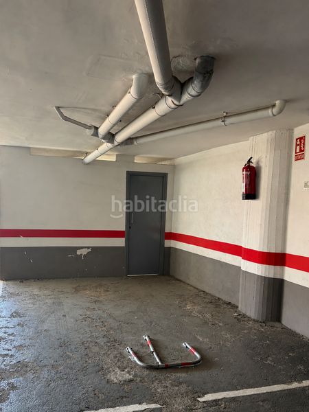 Foto f4803f68-0c22-468f-8049-c57ea2d0bfc4. Aparcament cotxe a Centre Masnou (El)