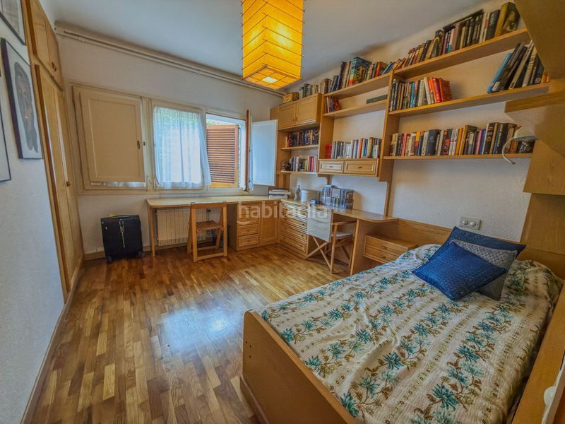 Foto b18844b4-f7ce-4990-a203-f3ace720a786. Haus mit heizung pool in Alella