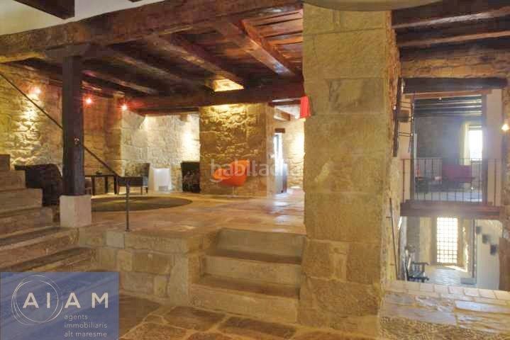 Foto e87d3972-56b1-40fa-88e7-d853d8fd2c04. Casa edificio singular en Sos del Rey Católico