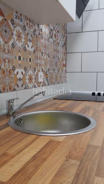 Foto 309a04f9-de8c-433e-8274-29bb573c17b6. Ground floor in El Camp de l´Arpa del Clot Barcelona