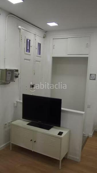 Foto 7d7465e5-f04d-4dcd-b796-7bfa392cb030. Ground floor in El Camp de l´Arpa del Clot Barcelona