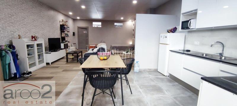 Foto 619bd634-f9e7-4b46-beab-a9e95f972693. Local comercial a Les Creus Pineda de Mar