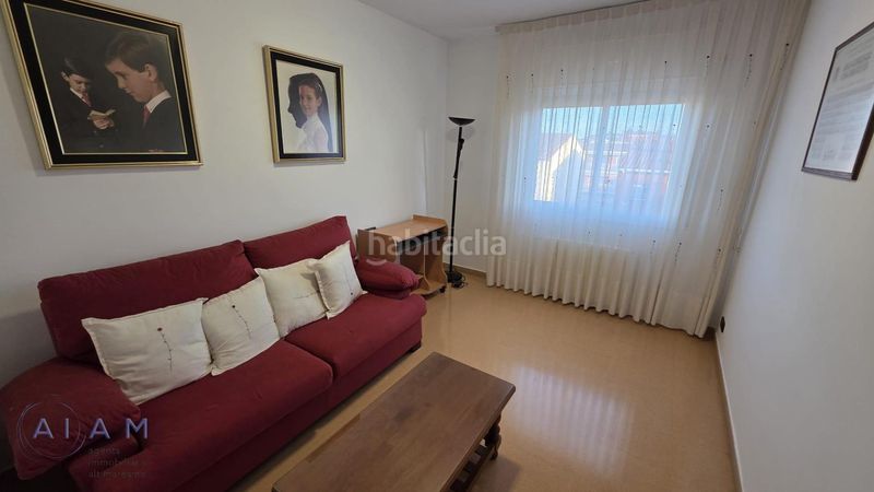 Foto e531f779-ce7f-41ca-924b-f0b559133a8f. Casa adossada amb aparcament a Tordera Tordera