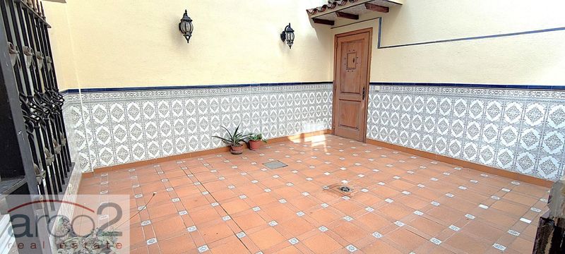 Foto 3d062ab9-ca8f-4699-913f-52a28fbf0d7e. Planta baixa amb calefacció a Calella