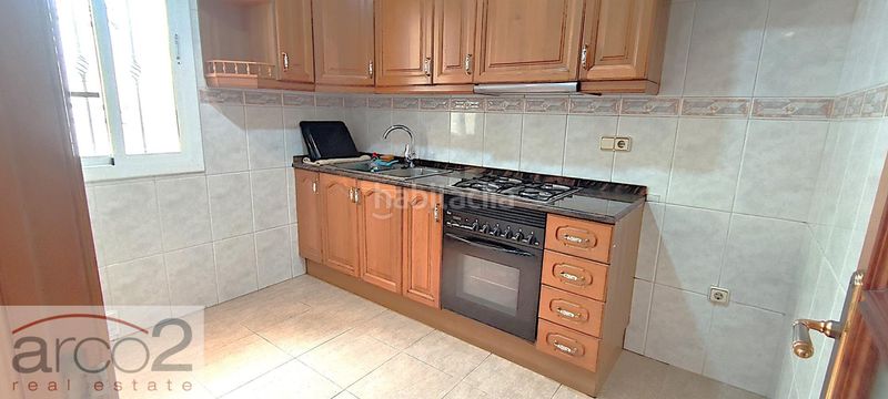 Foto a19a5e61-b6ce-4d13-bfdd-522e91fc5c1c. Planta baixa amb calefacció a Calella