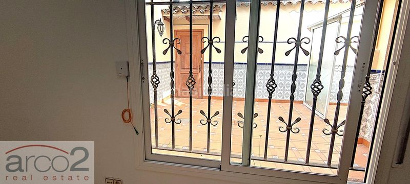 Foto ba0e6fe8-7f8f-4bde-8183-bd98e2569fb0. Planta baixa amb calefacció a Calella