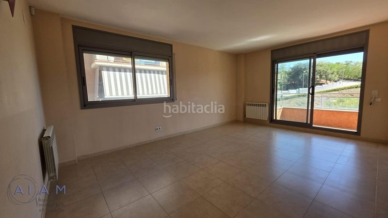 Foto 9f8da7fa-b854-4b28-b713-a2229e5587e3. Pis amb calefacció aparcament piscina a Tordera Tordera