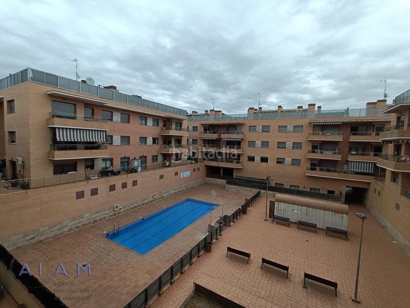 Foto e4d51503-3fff-4f92-b19f-75f4ce3036ed. Pis amb calefacció aparcament piscina a Tordera Tordera
