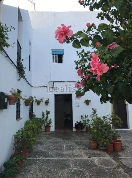 Foto a4d0afd9-6e61-47e9-935b-33e78550c2c2. Piso  casco historico callejon lomo en manteca en Vejer de la Frontera