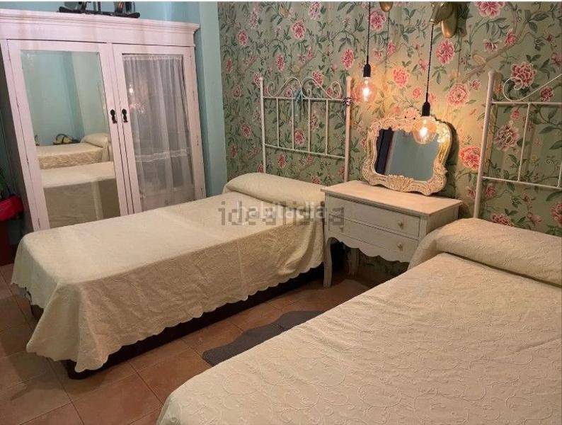 Foto 7da99609-c3ea-41b0-815a-fed8941ad0b2. Piso  centrico c la fuente vieja en Centro Utrera