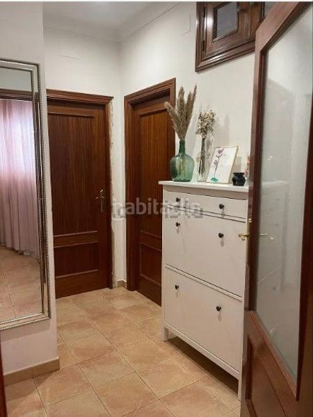 Foto b3cfb56e-ab66-435a-9532-16f31227b36e. Piso  centrico c la fuente vieja en Centro Utrera