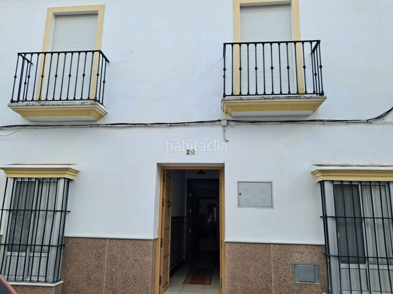 Foto 42079b63-c533-48c8-a209-17358ea736c2. Casa adossada amb piscina a Bornos