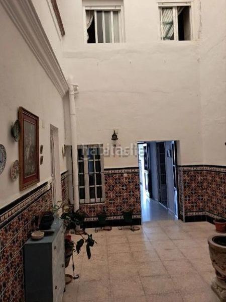 Foto f6836559-80a4-448c-b63e-dbd265bd4138. Casa adossada amb piscina a Bornos