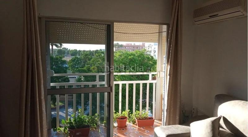 Foto 351c6b12-6a5b-401f-bf87-25a42b1e6269. Piso  zona jefatura de policia c juan de astorga en Dos Hermanas