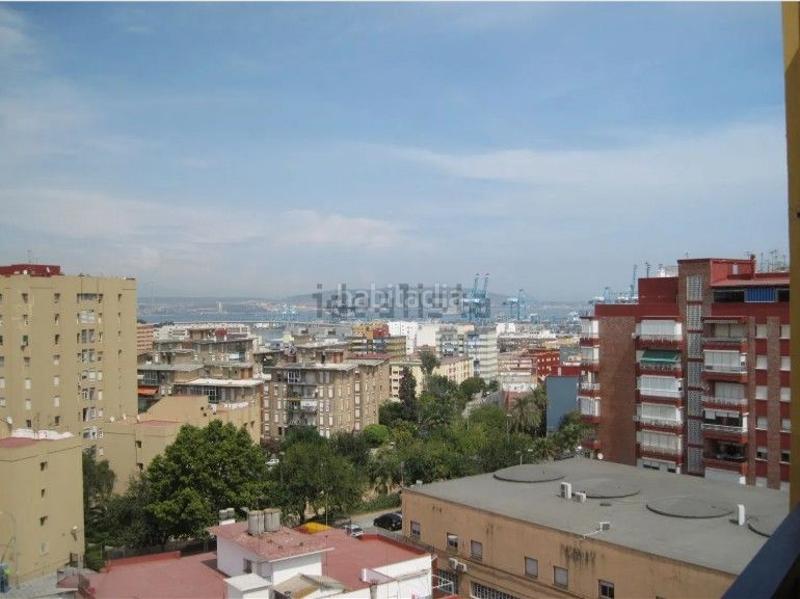 Foto ad8f4260-de48-42a8-aa2b-089b8fc0d0e7. Pis a Bajadilla - Fuente Nueva Algeciras