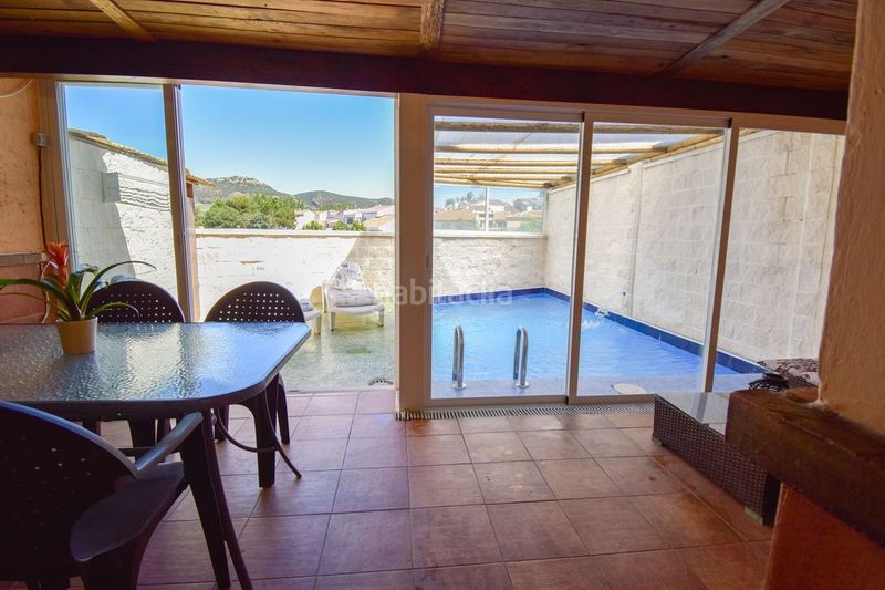 Foto 7da1b2ae-cb58-42f8-84ff-901e83d10329. Casa adossada amb piscina a Arriate